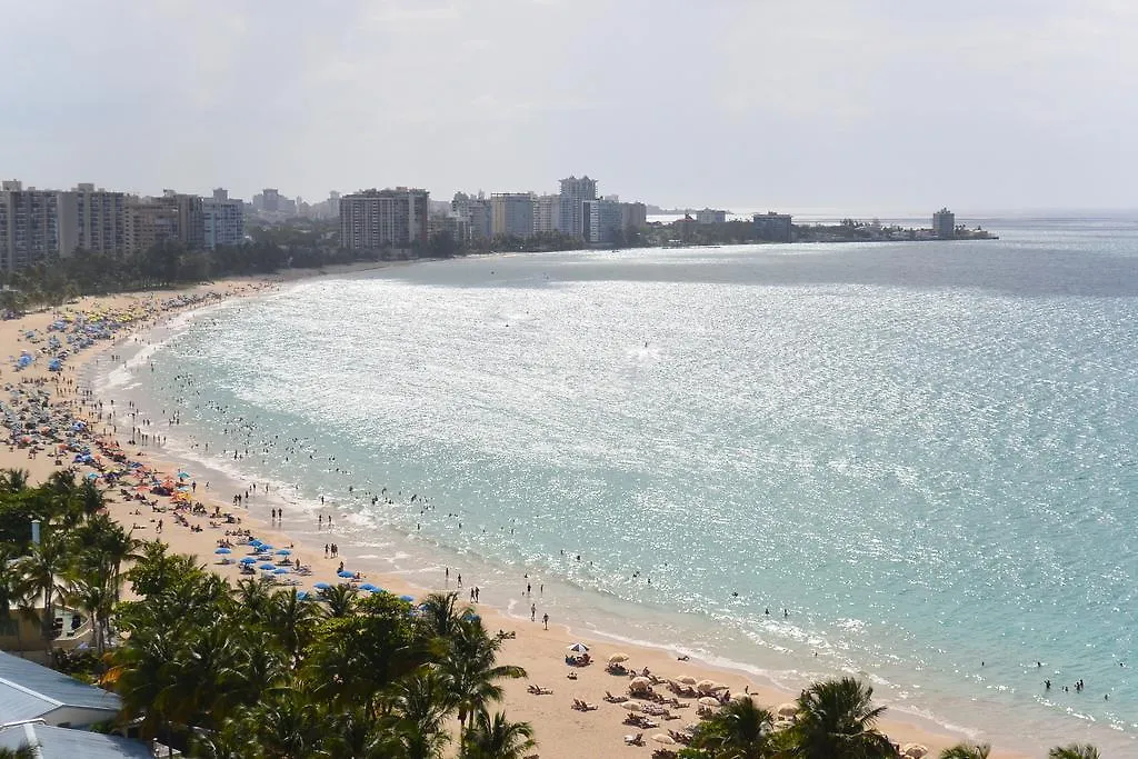 Cozy Beachfront Studio San Juan Apartment