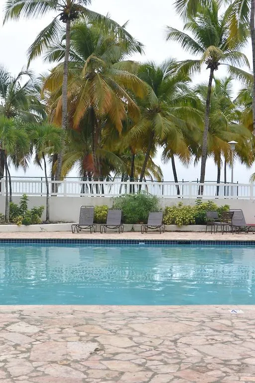 Cozy Beachfront Studio San Juan Apartment